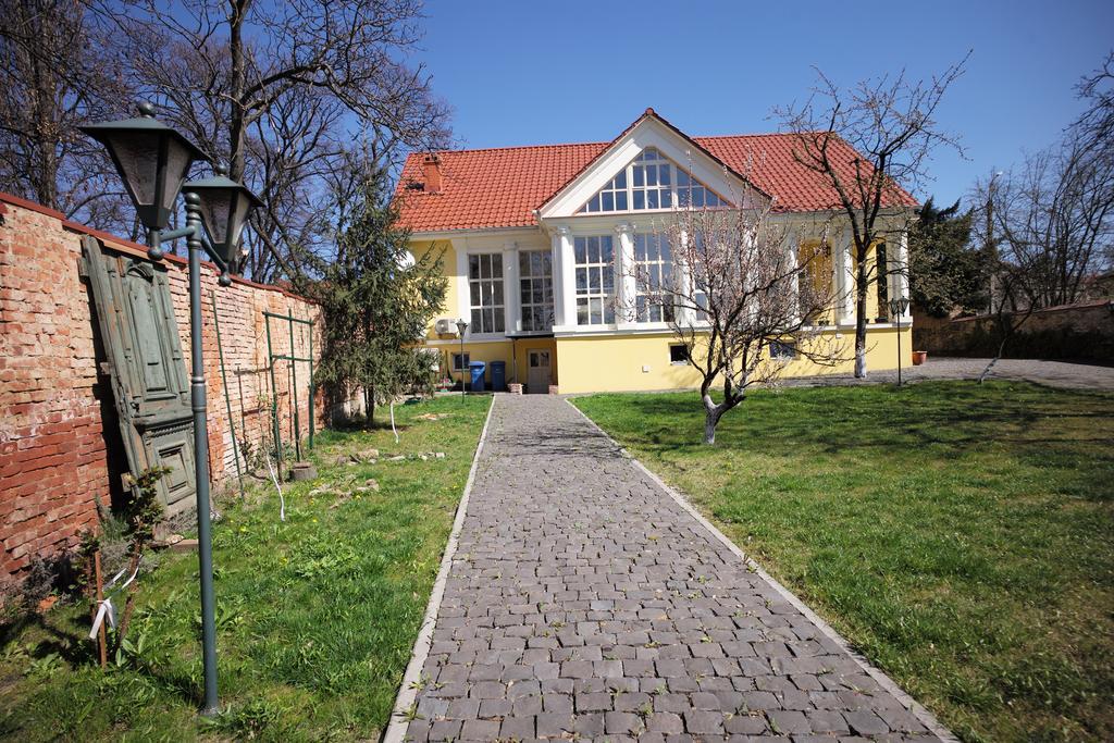 Boutique Hotel Villa P Ujgorod Dış mekan fotoğraf