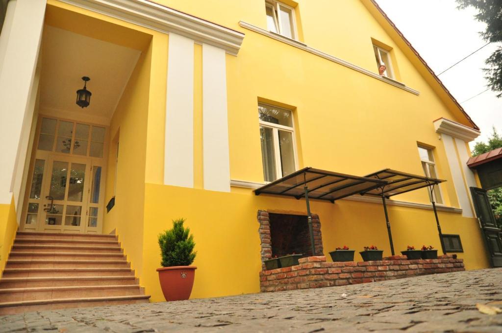 Boutique Hotel Villa P Ujgorod Dış mekan fotoğraf